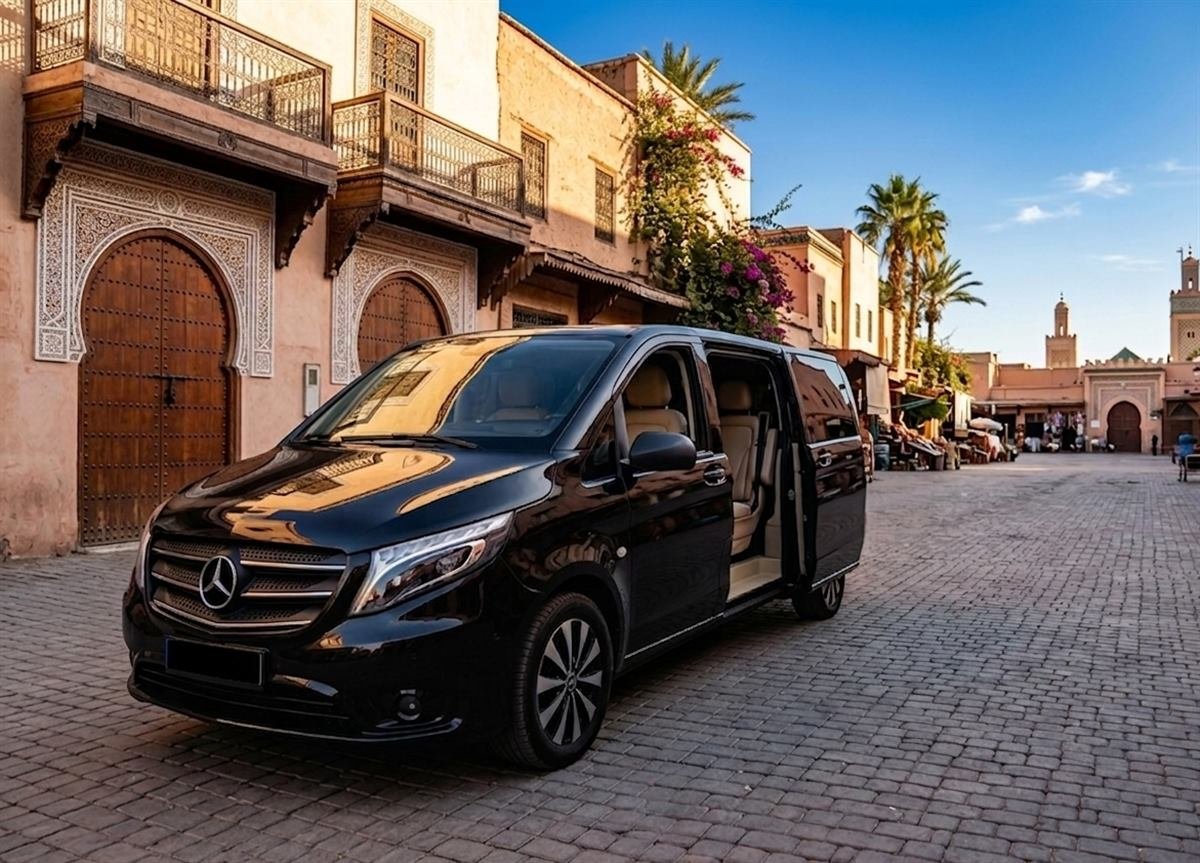 Private Airport Transfer Marrakech Menara — 24/7 Hotel & Riad Pickup | MorocTravel